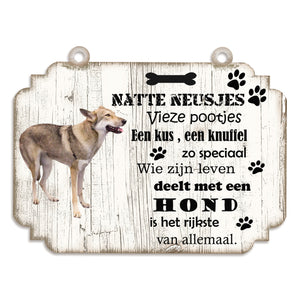 Spreukenbordje hond: Saarloos Wolfhond