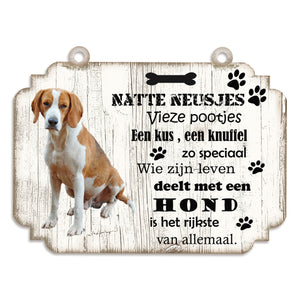 Spreukenbordje hond: Foxhound