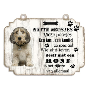 Spreukenbordje hond: Petit Basset Griffon Vendéen